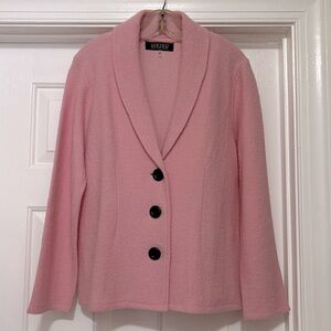 Women’s sweater jacket in pretty pink